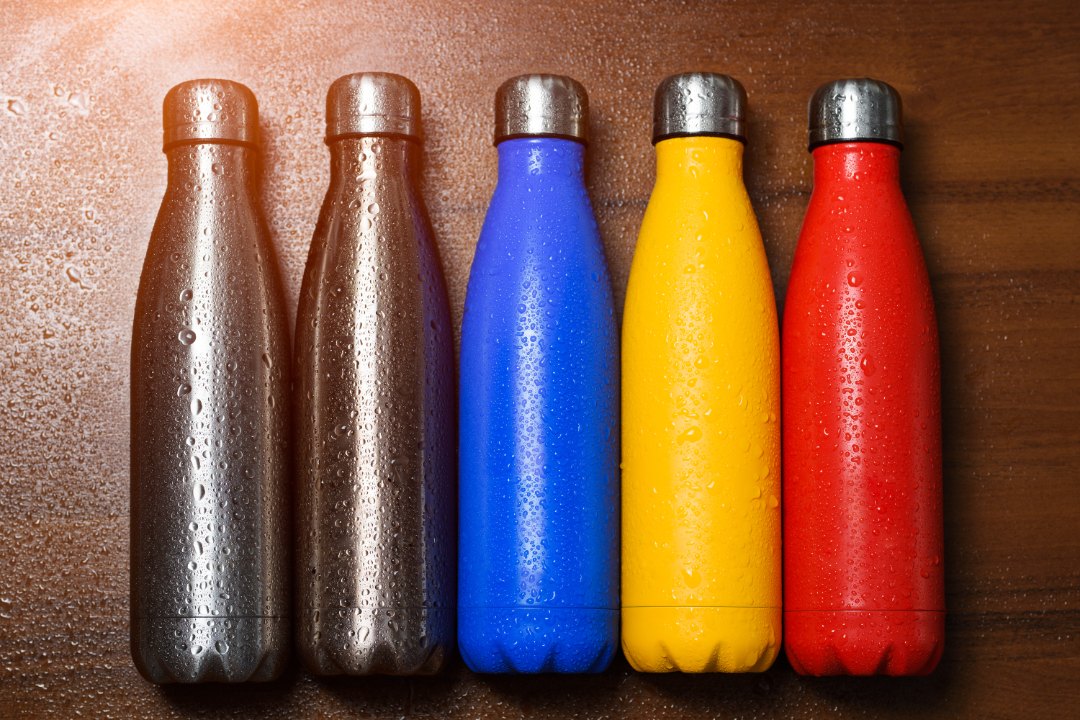 botellas metalicas de colores